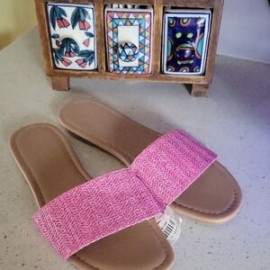 Old Navy Pink Raffia Women's Sandals new